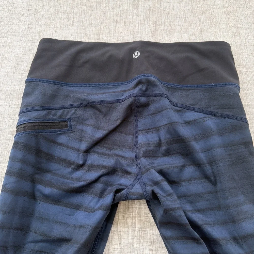 Lululemon Top Speed Crop Leggings Womens 4 Blue Black Athletic Running Gym